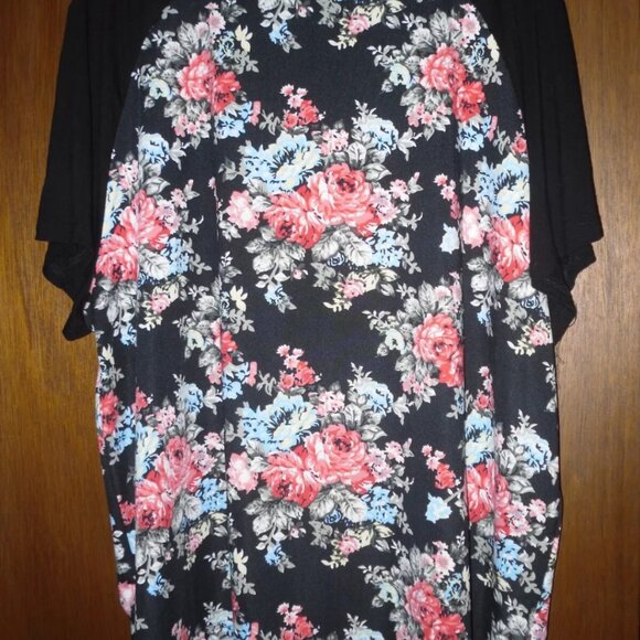 Shein Floral Top 3XL Black Pink coral Blue Curve Plus Shirt - Picture 4 of 5